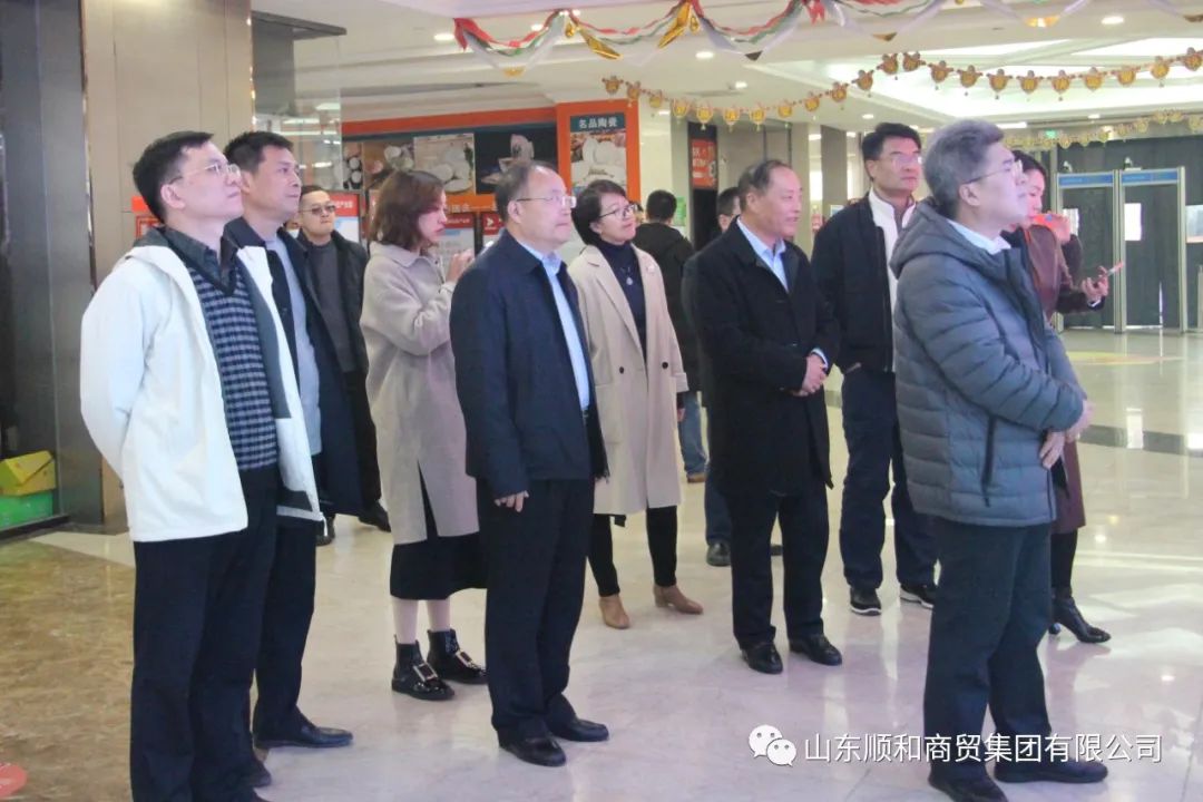 大眾報業(yè)一行蒞臨順和直播參觀調(diào)研