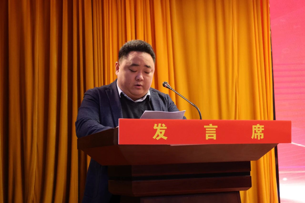 慶祝！順和集團(tuán)文明誠(chéng)信經(jīng)營(yíng)得到蘭山商城肯定并作代表發(fā)言！25家商戶榮獲“2023年度蘭山商城文明誠(chéng)信經(jīng)營(yíng)戶”稱號(hào)